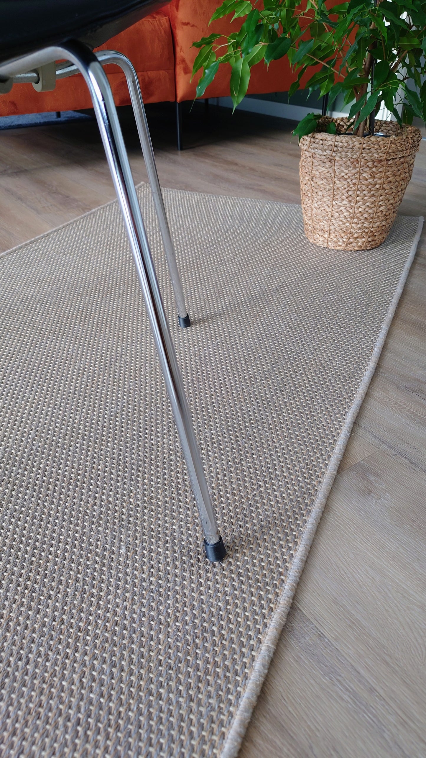 Forhøjer-dupper til stoleben – Arne Jacobsen (7’er stol & Myren)