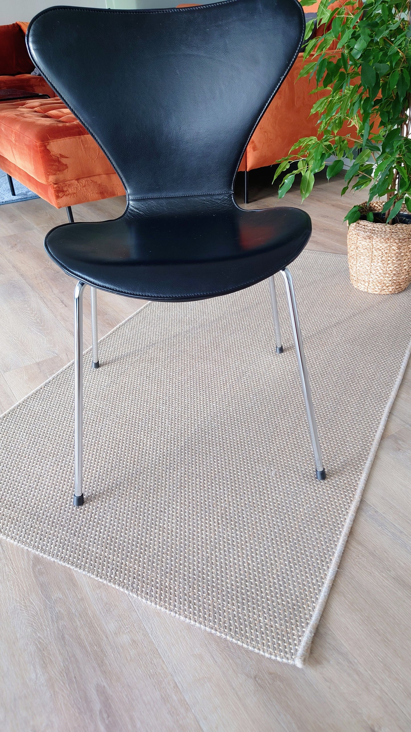 Forhøjer-dupper til stoleben – Arne Jacobsen (7’er stol & Myren)