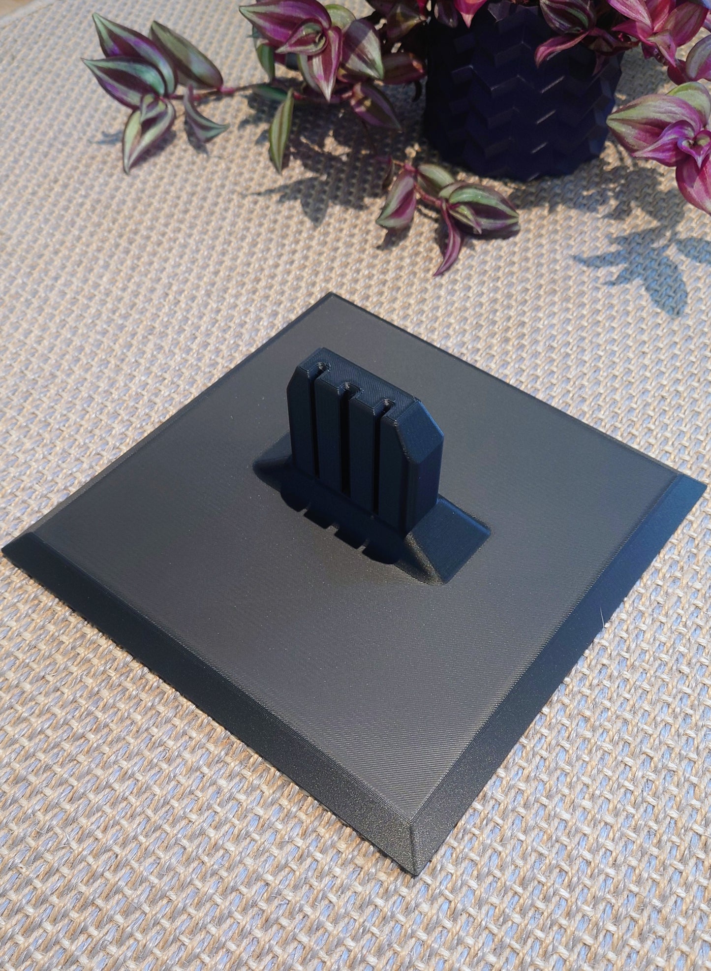 Service station til Navimow i105/i108 – nem service uden ridser